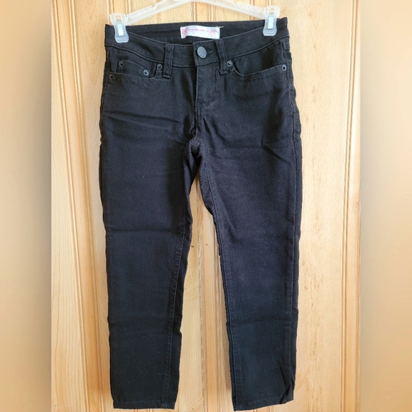 No Boundaries Black Capri Pants - Picture 1 of 3